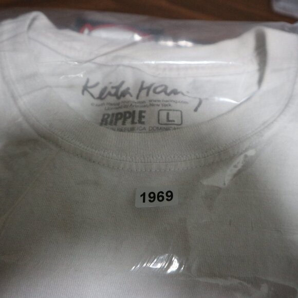 Keith Haring New York City Graphic Tee Mens Large - Picture 8 of 8